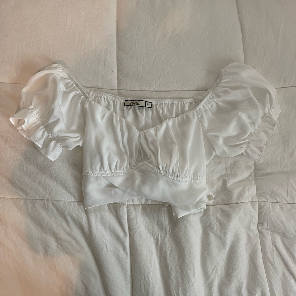2Bella Cropped White Top SOLD